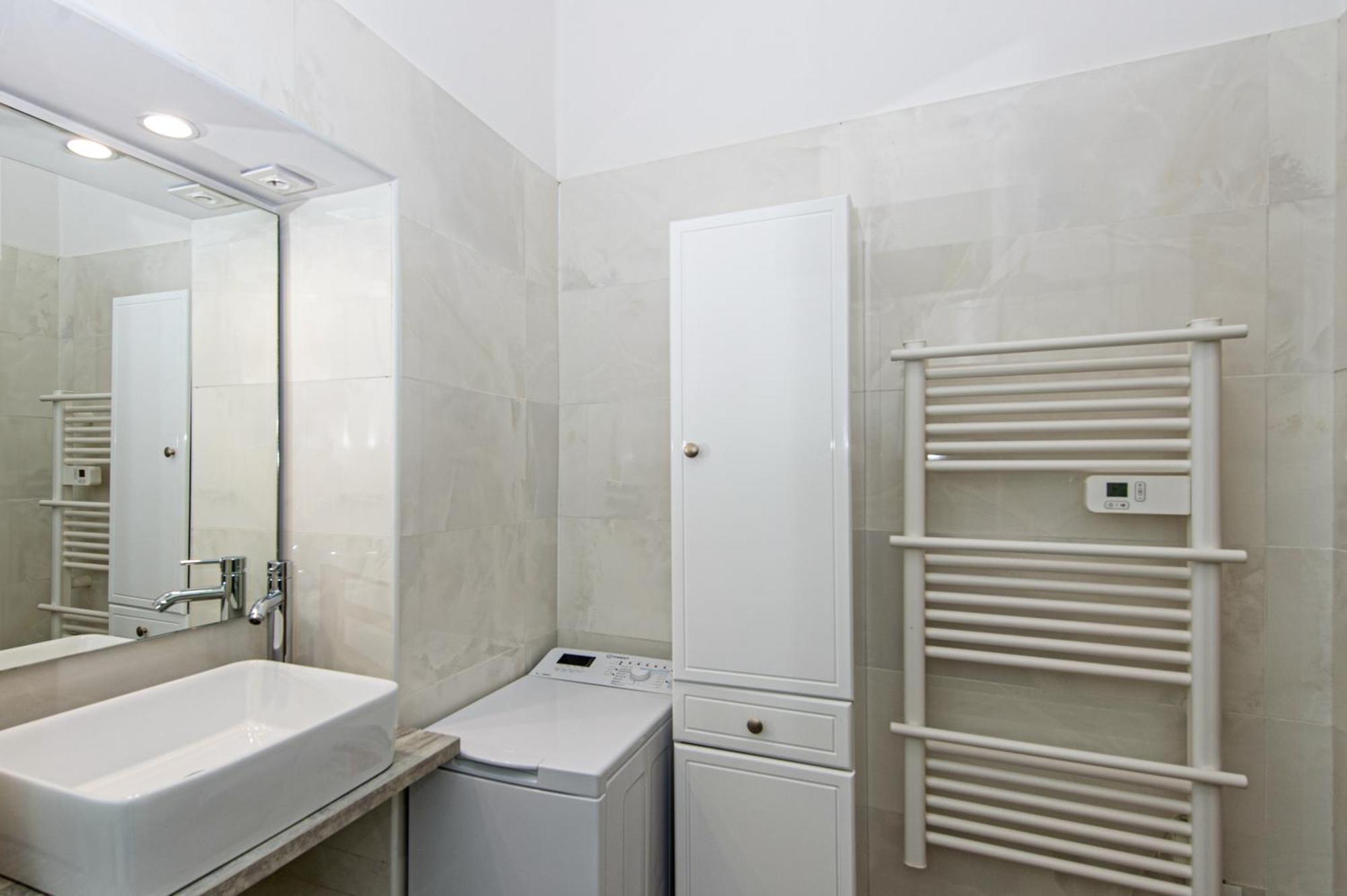 Barel - Cosy 2 Pieces En Plein Coeur De Menton Apartment Bagian luar foto