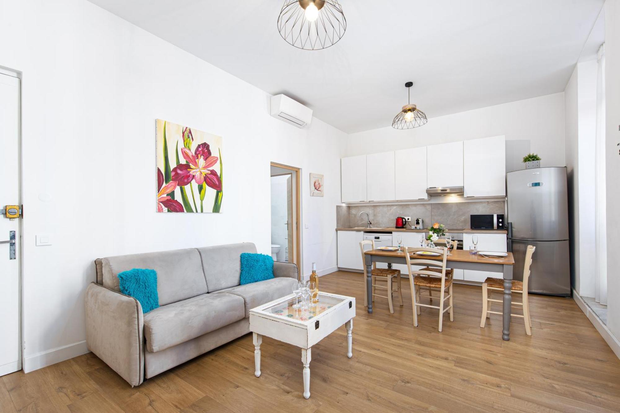 Barel - Cosy 2 Pieces En Plein Coeur De Menton Apartment Bagian luar foto